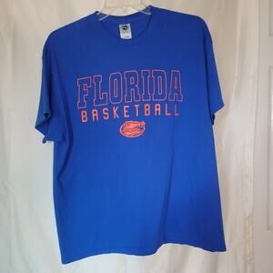 Florida Basketball Gators XL T-Shirt by New Agenda.